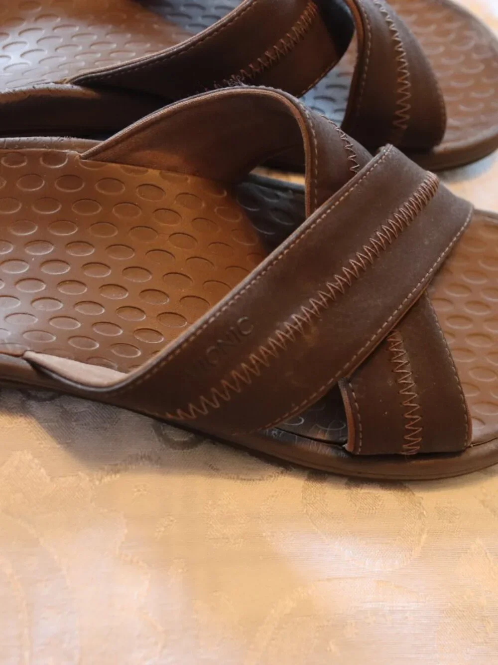 Vionic Men's Adam Sandals Size 10 Brown